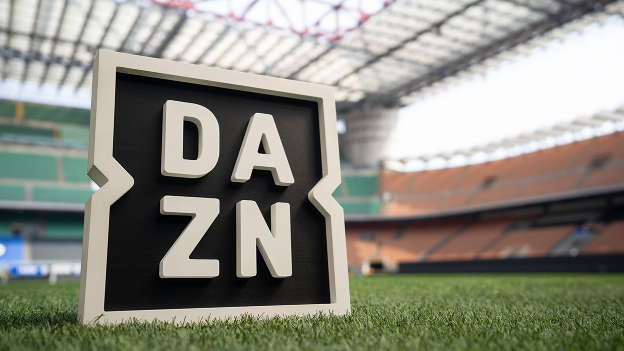 A DAZN fanno male le vacanze: la ripresa della Serie A va a singhiozzo. Malumore a poche ore dal cambio tariffario
