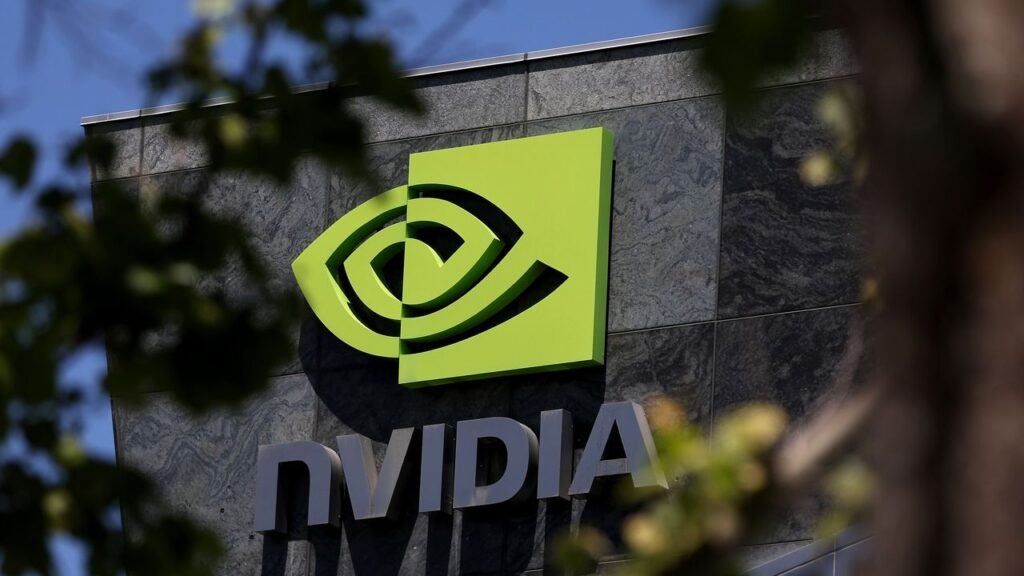 Trimestrale Nvidia, ricavi record malgrado il divieto trumpiano di vendere i chip in Cina
