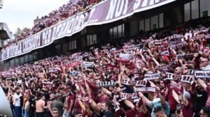 Salernitana in guerra per la Serie B: ricorso al Tar e botta e risposta con Gravina -