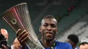 Chelsea, Nico Jackson combinaguai: in 4 minuti espulso, il giorno del suo compleanno -