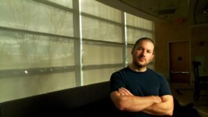 OpenAI e Jony Ive, ci sono nuovi dettagli sul misterioso gadget