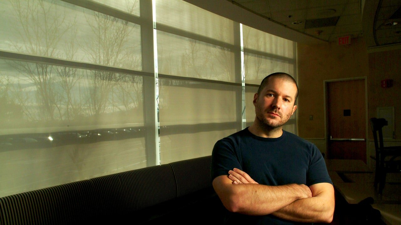 OpenAI e Jony Ive, ci sono nuovi dettagli sul misterioso gadget