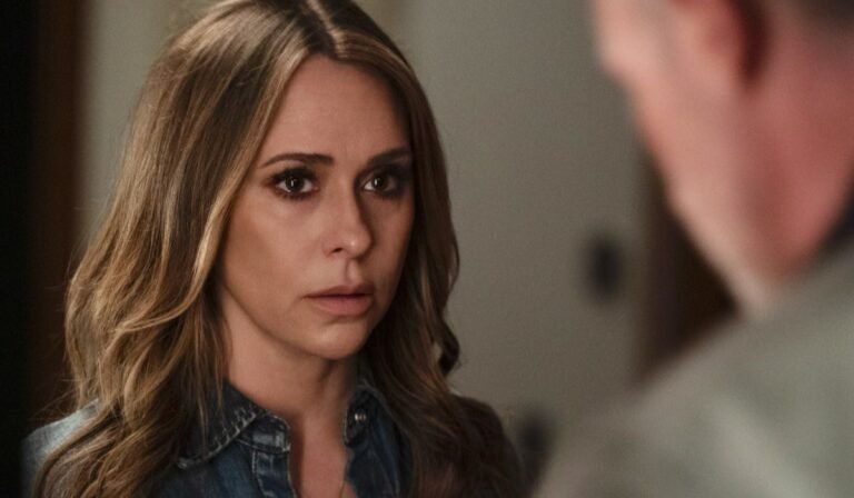 So cosa hai fatto (2025), il ritorno del cult horror anni ’90 con Jennifer Love Hewitt