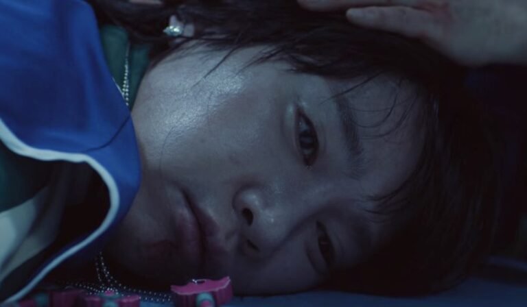 Squid Game 3, il quarto gioco è il Nascondino (Sumbakkokjil). Chiave o coltello?