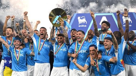 Napoli, via alla compagna abbonamenti. Il Mattino: "Lo scudetto t'appartiene" -