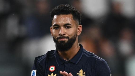 Il giorno di Douglas Luiz: il brasiliano è arrivato alla Continassa con 4 giorni di ritardo -