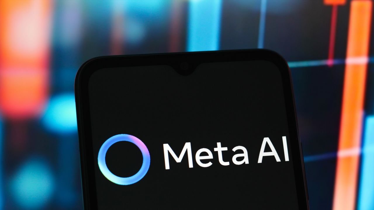 Embeddare Meta AI su WhatsApp è stato un abuso da parte del gruppo di Zuckerberg? L'Antitrust italiano indaga sulla multinazionale