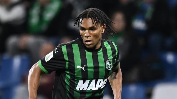 Sassuolo, per Laurienté ora si parla di Fenerbahce: Mourinho è sempre a caccia di rinforzi -