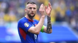 Skriniar apre al Napoli col sorriso: "Mi piacerebbe molto giocare con Lobotka" -