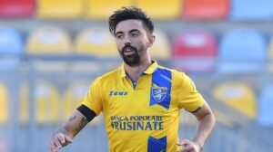 Virtus Entella, tra i pali arriva Colombi. E per il centrocampo piace l'ex Crotone Vitale -