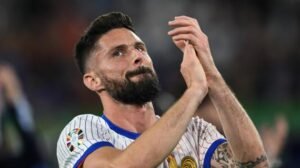 17 luglio 2021, Olivier Giroud è un nuovo giocatore del Milan. Vincerà lo Scudetto -