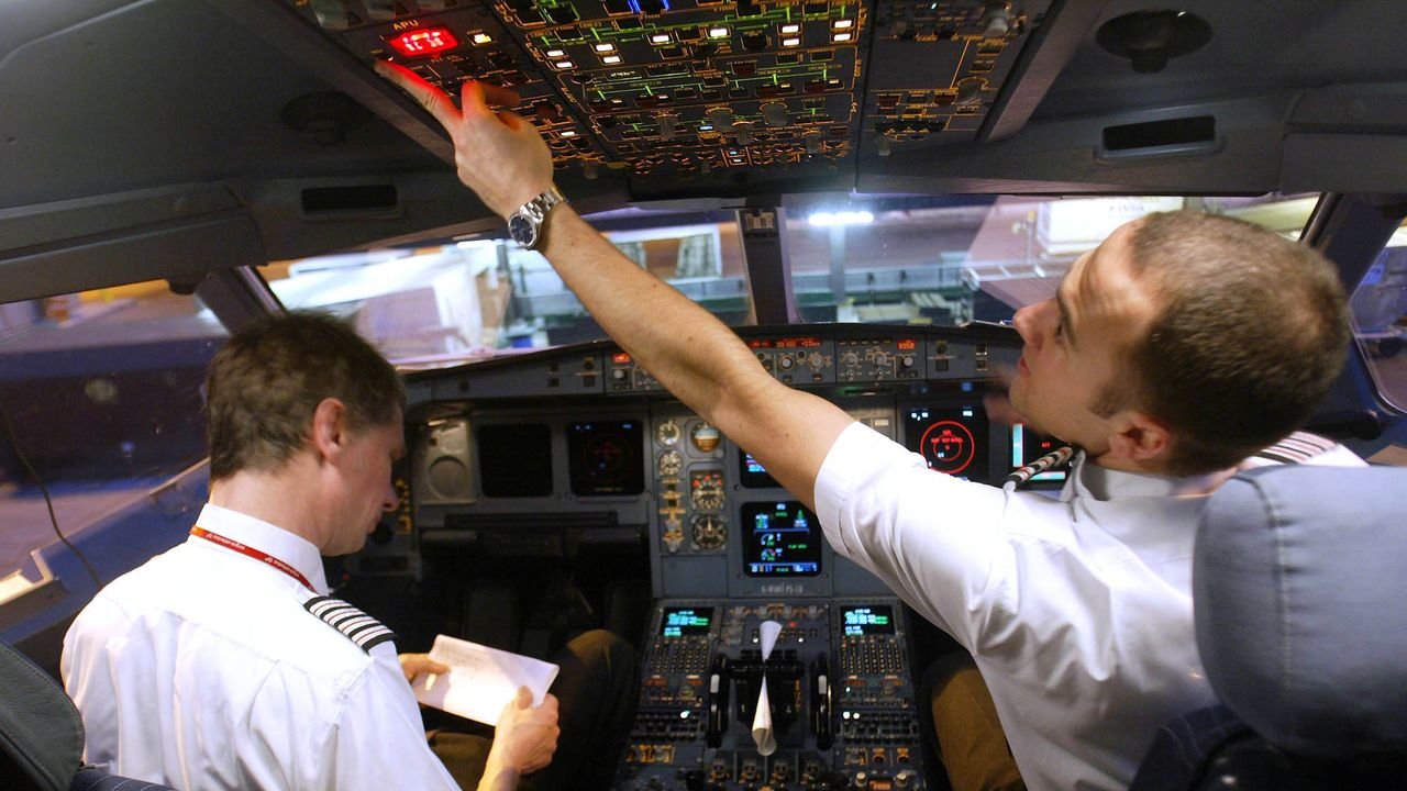 Traffico aereo, un nuovo modo di gestirlo con l'intelligenza artificiale