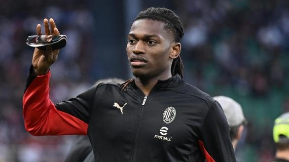 Milan show a Hong Kong: 4-2 al Liverpool, Leao trascina i rossoneri da centravanti -