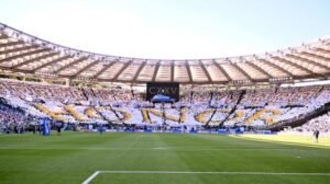 Responsabile marketing Lazio: "Vendita anticipata di biglietti per il derby. E gli abbonamenti..." -