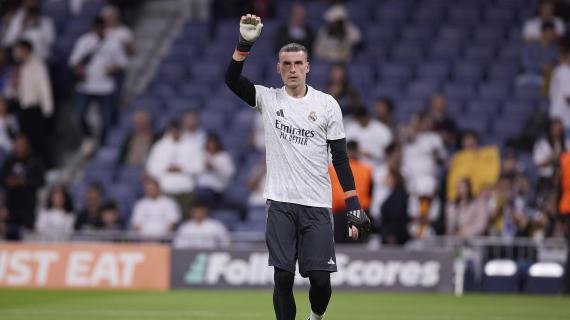 Il Villarreal cerca un portiere esperto: sondaggio per Lunin, ma occhio a Pau Lopez -