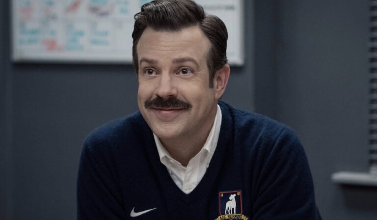 Ted Lasso, la serie cult di Apple vincitrice di un Emmy, inizia le riprese della quarta stagione a Kansas City