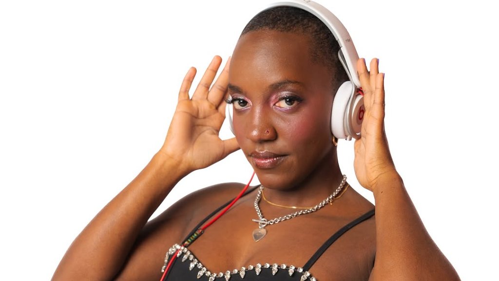Mix Of The Day: Problematic Black Hottie · News ⟋ RA