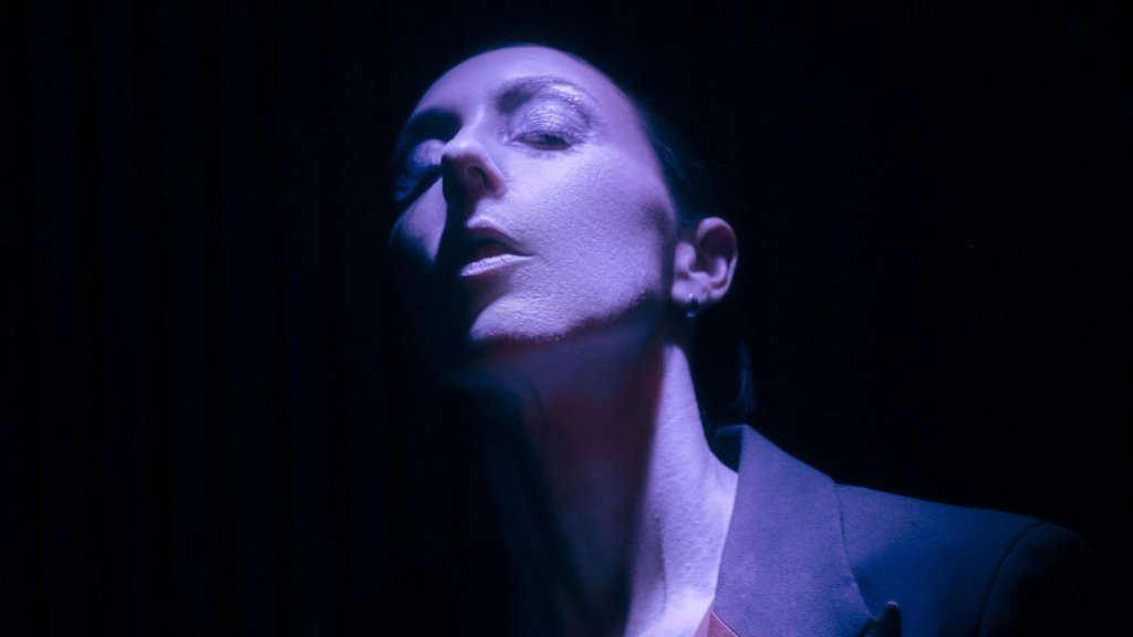 Mix Of The Day: 4AM NYC · News ⟋ RA