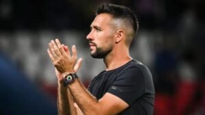 Porto, Farioli toccante: "Jorge Costa sarà sempre con noi, da onorare la sua eredità" -