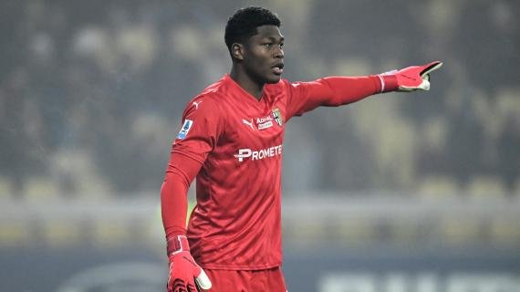 Zion Suzuki, uno dei migliori portieri dello scorso anno. Finito nel mirino del Bayern -