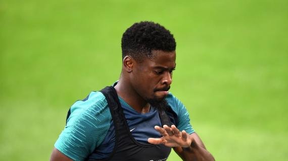Serge Aurier costretto a rimandare l'esordio in Iran: l’ivoriano fermato dall'epatite B -