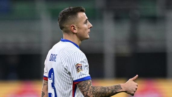 Aston Villa, Digne rinnova ancora il contratto: l'ex Roma firma fino al 2028 -