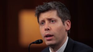 Sam Altman, persino il capo di OpenAI dice che l'intelligenza artificiale è una bolla