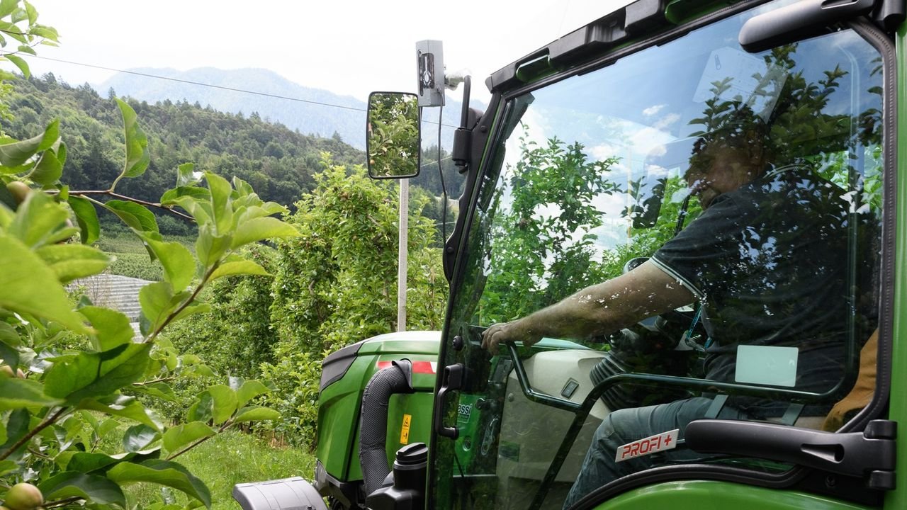 L’intelligenza artificiale è arrivata anche nei campi agricoli e sui trattori