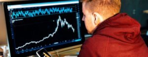 Allarme truffe di falsi investimenti della Polizia Postale