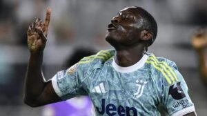 Juventus, svolta in attacco. Tuttosport scrive: "Oggi è il giorno di Kolo. C'è l'idea Zhegrova" -