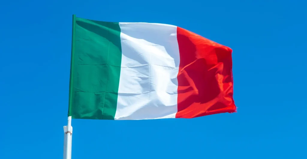 In viaggio all'estero? Bastano 2 euro al mese per una VPN per l'Italia