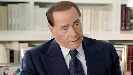 Silvio Berlusconi, uno dei presidenti più vincenti di sempre. 29 trofei in 31 anni -