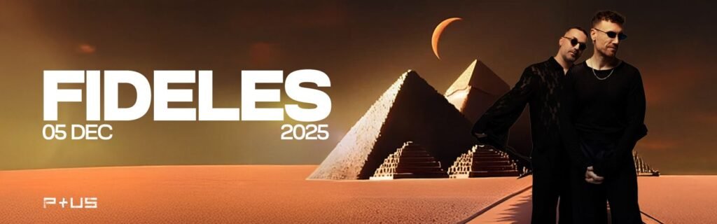 Fideles alle Piramidi di Giza