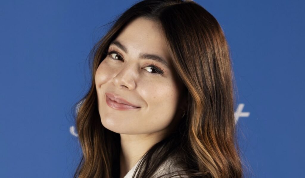 iCarly, Miranda Cosgrove dà aggiornamenti sul film sequel. Le riprese a inizio 2026