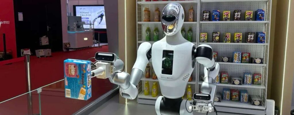 A Pechino apre il primo negozio gestito da un robot umanoide