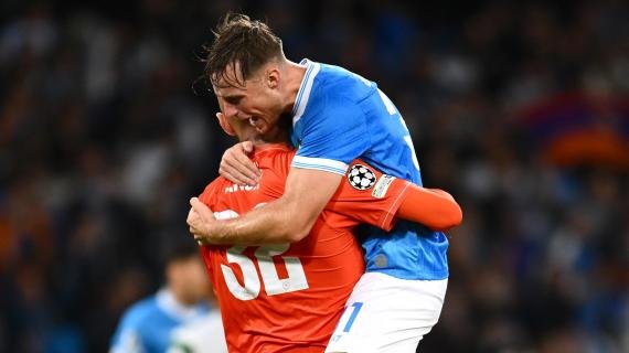 From Manchester with love: Napoli, la prima gioia Champions ha le firme di 2 (+1) dei nuovi -