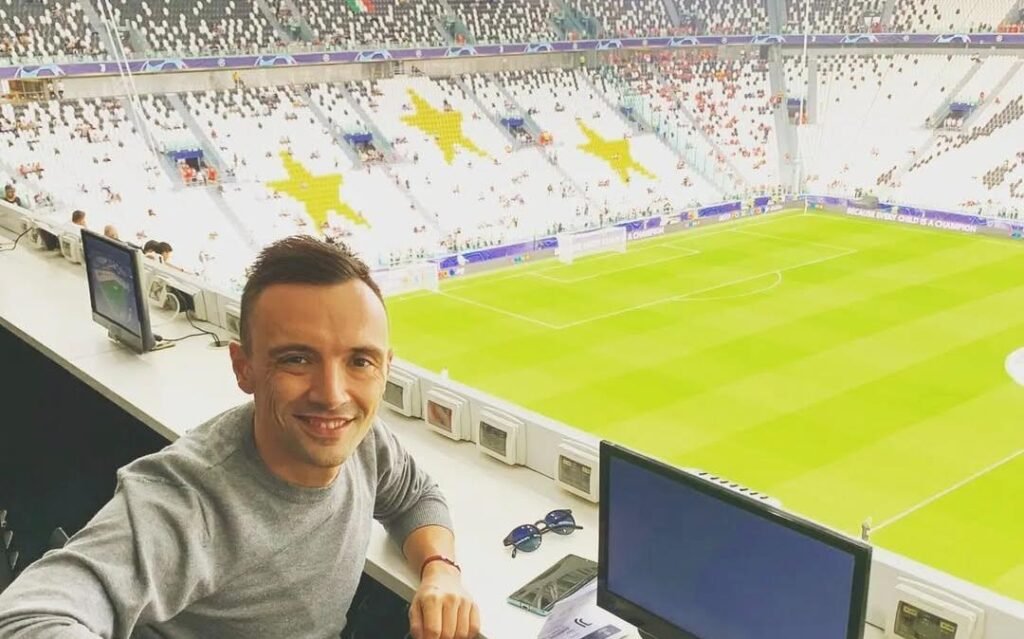 Non era la prima scelta dell'Inter ma si sta dimostrando una grande scelta. Christian Chivu è già al centro del futuro dell'Inter e Ausilio sta già lavorando alla rivoluzione...