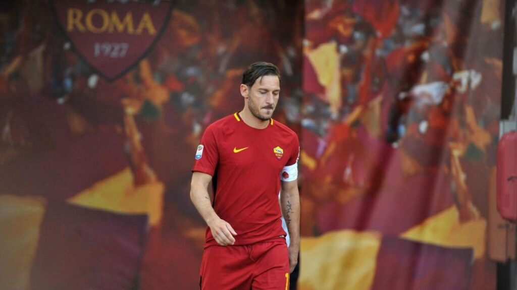 26 ottobre 2005, Francesco Totti segna uno dei gol più belli. Pallonetto a Julio Cesar -
