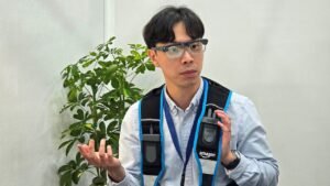 Amazon svela gli occhiali smart che indosseranno i corrieri