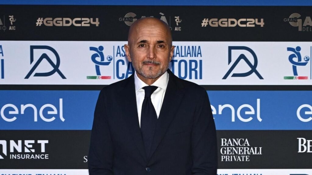 Alla Juventus inizia l'era Spalletti. Contratto, staff e dettagli: dopo l'annuncio, oggi la presentazione -