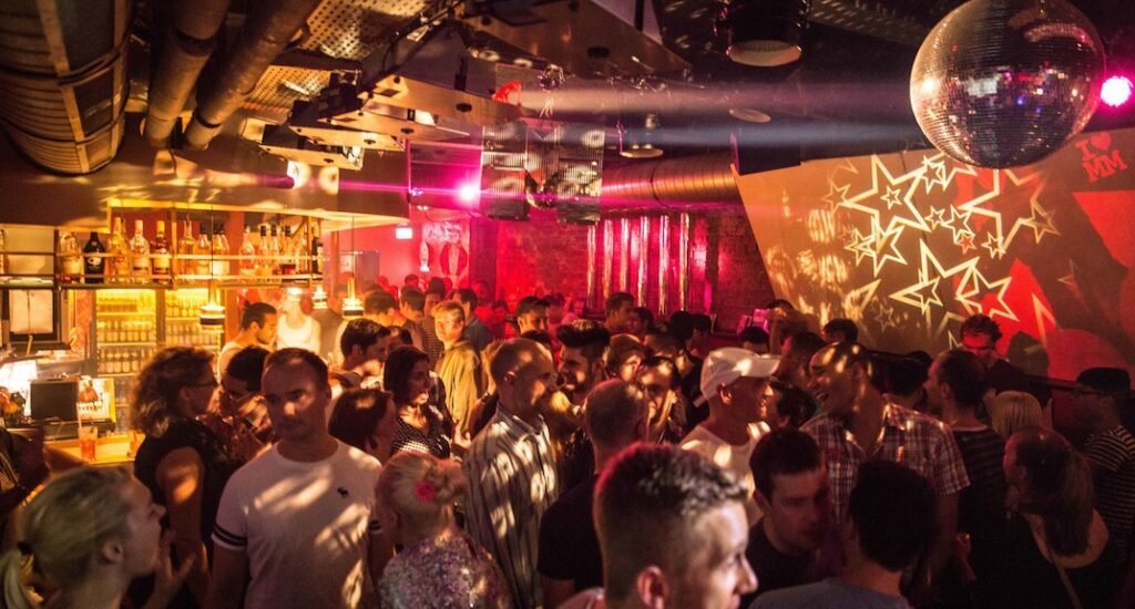 This week's top stories: RIP Dave Ball, Florian Schneider auction, Pitchfork introduces reader scores · News ⟋ RA