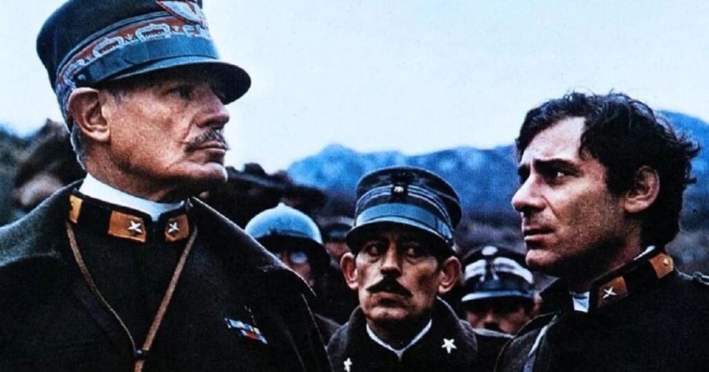A oltre 40 anni dalla sua uscita, questo film resta uno dei più inquieti e visionari viaggi nella memoria collettiva del Novecento