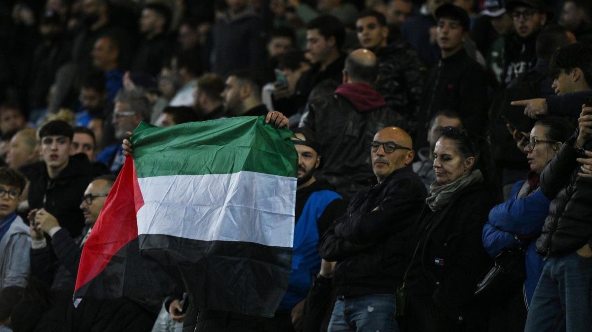 Lo striscione, i tre gol, il calore di Bilbao: Paesi Baschi-Palestina, un'amichevole storica -