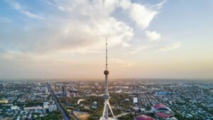 L’Uzbekistan punta sull’AI e prova a sedurre le