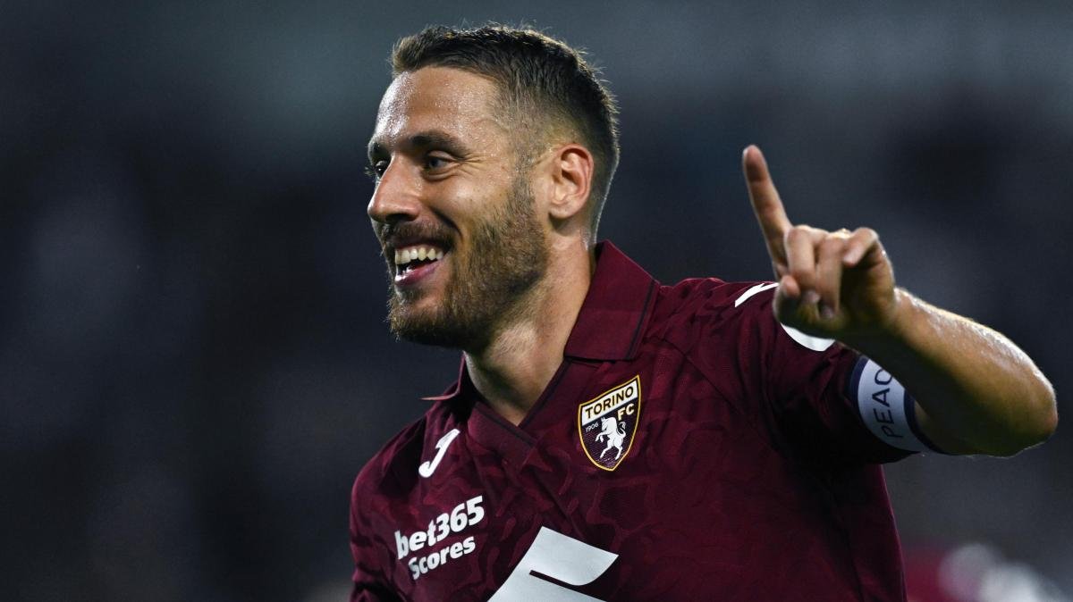 Addai chiama, Vlasic risponde su calcio di rigore. È 1-1 al 45' tra Torino e Como -