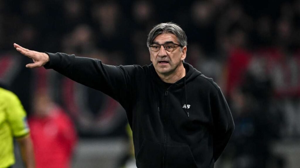 Alle volte è meglio fermarsi e riflettere. Soprattutto dopo tre esoneri in un anno -