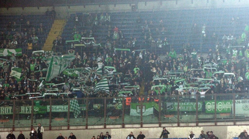 Il Wolsburg dice basta: esonerato il tecnico Paul Simonis dopo 10 giornate -