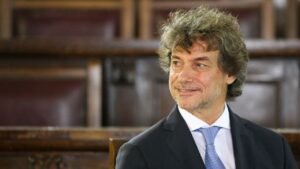 Il nuovo libro di Alberto Angela un viaggio nel De Bello Gallico tra storia avventura e intelligenza artificiale