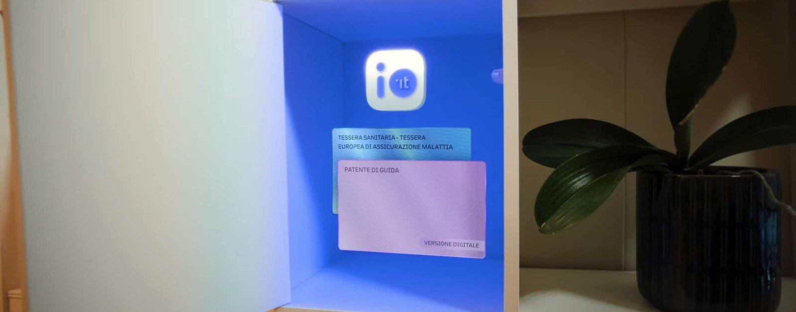 IT-Wallet, pagamenti e SEND nello spot dell'app IO