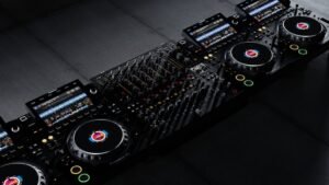 New CDJ-3000 update wipes playlists, artists claim: 'Worst DJ nightmare' · News ⟋ RA